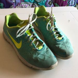 Nike Free women’s sneakers. IN VERY GOOD CONDITION